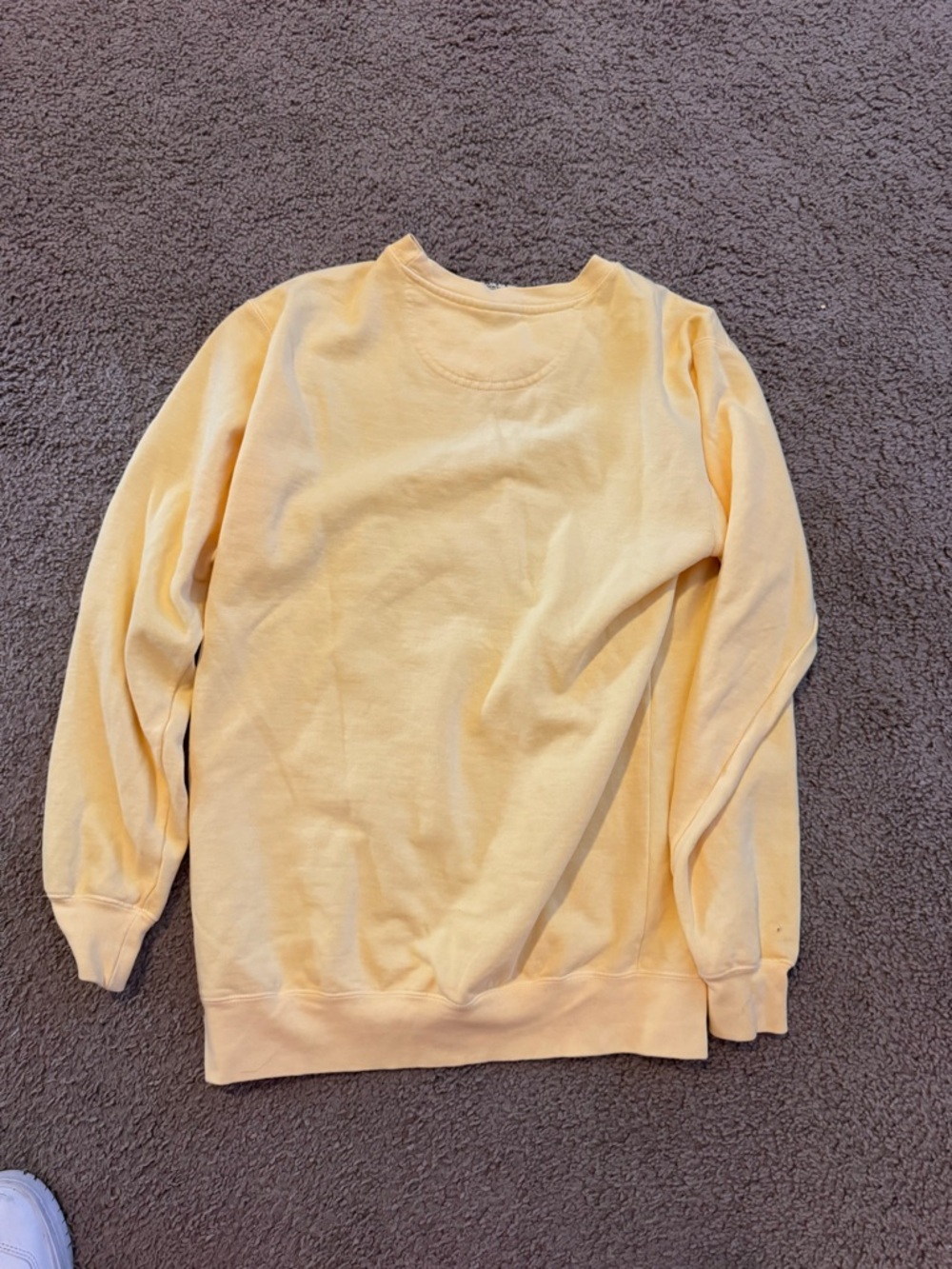 Yellow 'READ' Crewneck Sweatshirt - - Picture 3 of 3